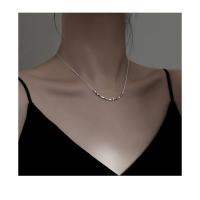Collar Cuadrado Miniatura de Lujo para Mujer, Diseño Minimalista Trendy, Perla Decorativa, Collar Clavícula Versátil para Verano - details 3