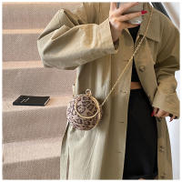 Bolso cruzado con estampado de leopardo para mujer, bolsa pequeña y redonda con cadena, a la moda, novedad de 2024 - details 15