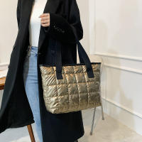 Bolso de mano de algodón con almohadilla espacial para mujer, bolsa de viaje de hombro acolchada, de gran capacidad, impermeable, a la moda, Invierno - details 4