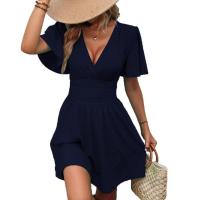 Novedad de verano Vestido plisado de color liso con mangas acanaladas y cuello en V profundo - details 1