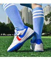 Nuevas zapatillas de fútbol TF para césped artificial con tacos rotos - details 14