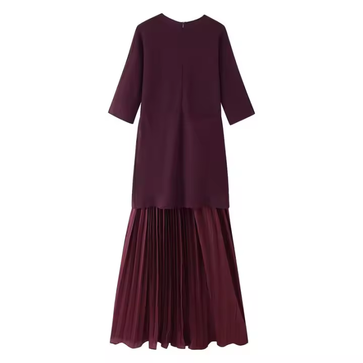 Vestido Elegante de Plechos BUNO Moda en Punto Cálido con Cuello Redondo y Mangas Cortas - 1