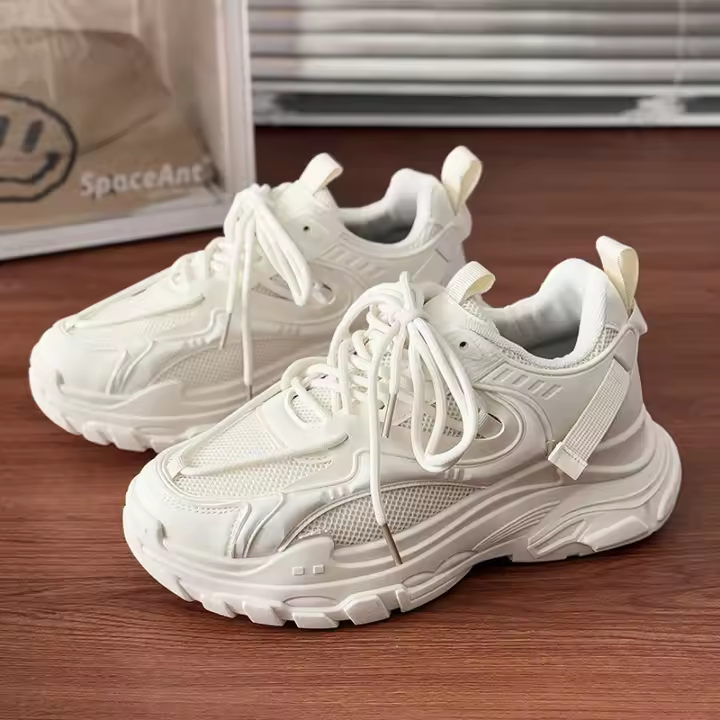 Zapatilla Casual para Hombres 2025 Zapatos Blancos de Moda Transpirables Zapatos de Papá a la Moda - 1