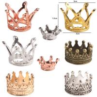 Modelo de juguete, Mini corona de Metal, adornos de decoración, casa de muñecas, corona de Metal en miniatura, aleación de bronce dorado - details 2