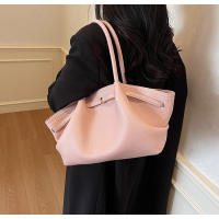 Bolsa de hombro de gran capacidad, estilo retro, nueva moda de primavera, axilas premium, versión coreana, bolso de mano para mujer. - details 17
