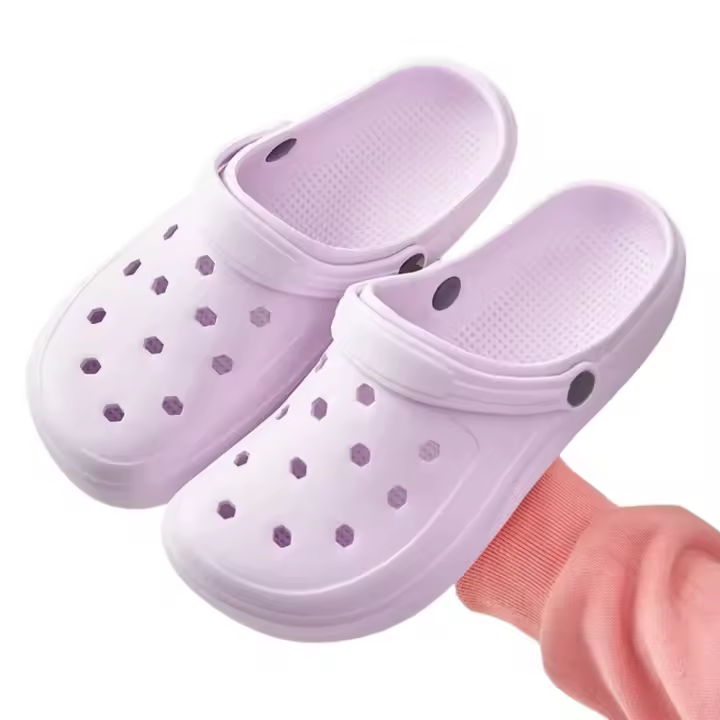 Zuecos de mujer, zapatillas de verano, zapatos ligeros de EVA suaves para el hogar, sandalias de caramelo para niñas, zapatos de playa antideslizantes, calzado para jardín de suela gruesa - 1
