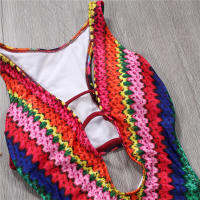 Traje de Baño de Tela Adhesiva de Una Pieza Floral Monokini sin Espalda de Corte Alto - details 2