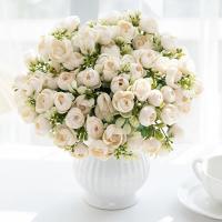 Rosa de seda de 15 cabezas, capullo de té pequeño para decoración de Navidad, alféizar del hogar, accesorios de bonsái, Fondo de boda, pared de flores artificiales - details 7