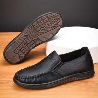 Otoño 2024 nuevos mocasines de cuero PU para hombres cómodos zapatos planos de negocios sin cordones con fondo suave para la temporada de invierno de boda - details 9