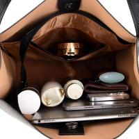 Bolso de hombro de cuero suave para mujer, bolsa de mano grande y sencilla de diseñador de lujo, nueva tendencia, 2023 - details 4