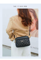 Bolso bandolera acolchado de PU con hombro cuadrado pequeño para mujer, versátil, de moda - details 6