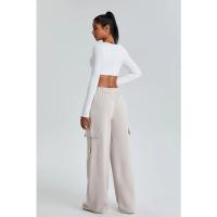 Camiseta deportiva plisada de manga larga con cuello en V profundo para mujer al por mayor - details 13