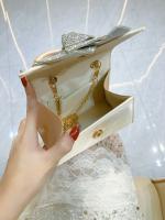 Nuevos bolsos de mujer Celebridad diamantes de imitación brillantes flores rosas Bolso cuadrado pequeño Bolso de banquete Bolso bandolera Bolso de cena - details 3
