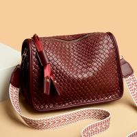 Bolso de hombro cruzado de cuero para mujer, bandolera informal de alta calidad, a la moda, 2024 - details 3