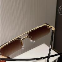Gafas de sol de aviador cuadradas vintage para hombre, estilo piloto de los años 70, modernas gafas de sol de conducción de metal semi sin montura. - details 8