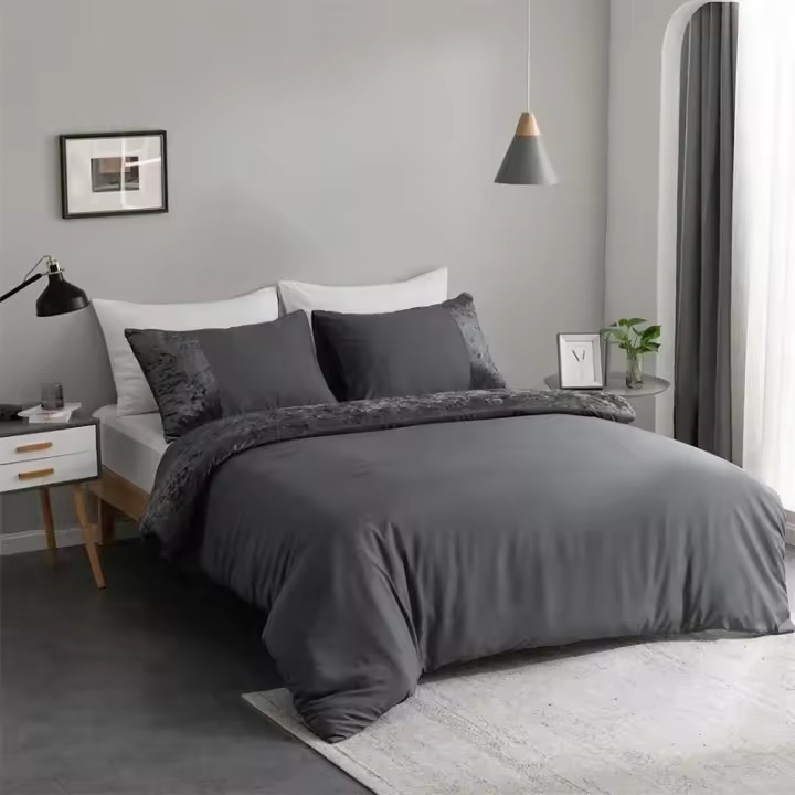 Juego de Ropa de Cama de Lujo con Splicing de Terciopelo Funda de Edredón Cubierta de Cama Doble Tamaños Europeos y Americanos Funda de Almohada de Tamaño Queen - 1