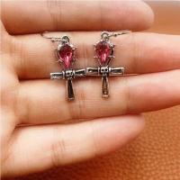 Pendientes góticos con forma de murciélago negro de circonio, adecuados tanto para hombres como para mujeres, joyería de hip-hop punk rock moderna y personalizada - details 4