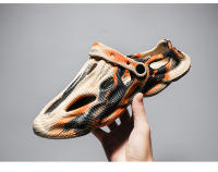 ⭐ 🔥 ⭐ Antideslizante de los hombres y las mujeres zapatos con agujeros graffiti camuflaje al aire libre pareja sandalias de playa verano de suela gruesa pisando mierda zapatillas geniales de los hombres y las mujeres - details 16