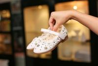 Zapatos de cuero de princesa para niñas, zapatos planos con recortes y flores, suaves, para primavera y verano, 2024 - details 9