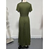 Vestido largo de verano 2024 de color sólido con cuello en V, manga acampanada, cintura elástica, adelgazante y con abertura. - details 2