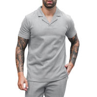 Verano 2025 para hombre, camiseta casual de manga corta con cuello polo y solapa en V, color sólido. - details 12