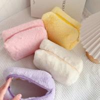 Bolsa de almacenamiento de cosméticos de piel sólida para mujer, organizador de maquillaje con cremallera, bolso de papelería, estuche para lápices, artículos de tocador de viaje - details 2