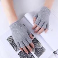 Guantes cálidos y suaves para hombre y mujer, manoplas coreanas de piel sintética, accesorios de mano cálidos, guantes de felpa, guantes de medio dedo - details 5