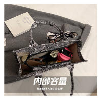 Bolso de Mano Impreso de Estilo Nacional para Mujeres Bolso de Oficina de Gran Capacidad Versátil para Primavera/Verano - details 9