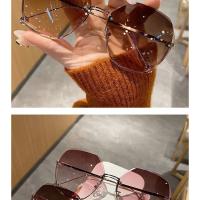 Gafas finas de cara grande, gafas de sol, gafas de sol para mujer - details 1