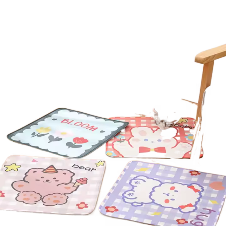 Almohadilla de hielo portátil para mascotas con forma cuadrada, almohadilla de cama transpirable para mascotas con dibujos animados, estera refrescante para perros, Primavera/Verano - 1