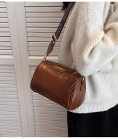 Bolso de mensajero de hombro versátil, nuevo, moderno y versátil, casual. - details 0