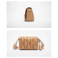 CH Fashion Design 2024 Nuevo modelo de cabeza impresa en color sólido Accesorios de metal Hebilla Bolso de hombro para mujer Marca Mochila de lujo de alta gama - details 4