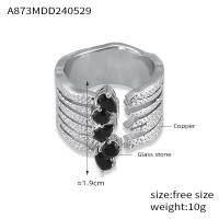 Nuevos anillos llamativos y elegantes Diseño texturizado multicapa Anillo abierto con diamantes Joyería de lujo chapada en oro - details 2