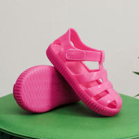 Sandalias con velcro para niños verano 2025 nuevo color sólido niños y niñas bolsa cabeza hueco suela suave bebé jalea sandalias - details 9