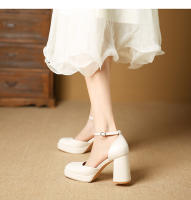 Zapatos de tacón grueso con una tira de moda de nuevo estilo - details 17