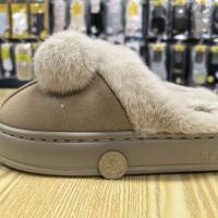 Zapatillas de algodón de gamuza con bolas de piel suave para adultos y mujeres, suela gruesa HeatTech de invierno, puntera antideslizante de EVA, a cuadros resistentes a las manchas, novedad - details 3
