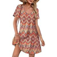 Vestido casual con bolsillo y manga corta estampada con escote en V - details 11