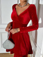 Vestido rojo elegante y elegante para mujeres moda con falda corta de cuello V de temperamento - details 4