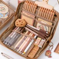 Juego de papelería de capibara de dibujos animados, juego de papelería escolar Kawaii con temática de capibara, muñeco de peluche, Kit de regalo de herramientas para estudiantes de gran capacidad - details 5