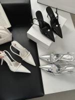 Sandalias de Cabeza de Bolso Fino Punta de Zapato Vacío de Perlas de Charol Plateado de Tacón Alto - details 15