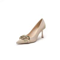 Bombilla de camiseta con punta afilada popular, tacones finos de metal, zapatos altos y fríos, cadena de cuero para mujer de talla mediana - details 1