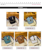 Bolso cruzado cuadrado pequeño y versátil, bolsa Premium de un solo hombro con cadena, novedad de 2024 - details 2