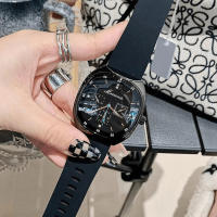 Reloj de hombre con aguja azul y correa de silicona Fashion Barrel - details 3