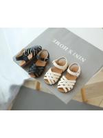 Sandalias de verano para niñas, zapatos para niños pequeños, sandalias suaves de princesa para la playa para niños, sandalias romanas con recortes tejidos y puntera - details 6