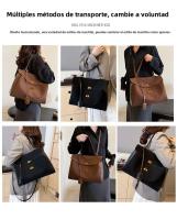 Bolso de hombro de gamuza. Nuevo bolso de mano de gran capacidad para viajeros. Bolso de moda para llevar debajo del brazo. - details 16