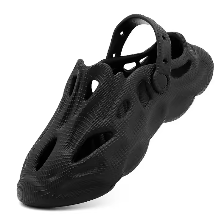 Zapatillas de verano a la moda para hombre, nuevas sandalias tipo zuecos con agujeros huecos, chanclas de playa antideslizantes para exteriores, cómodas sandalias suaves de EVA para casa 2025 - 1