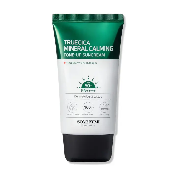 SOME BY MI Truecica Crema solar tonificadora mineral SPF50+, PA++++ 1.69Oz, 50ml / Efecto calmante iluminador/Protección suave contra el sol y los rayos UV - 1