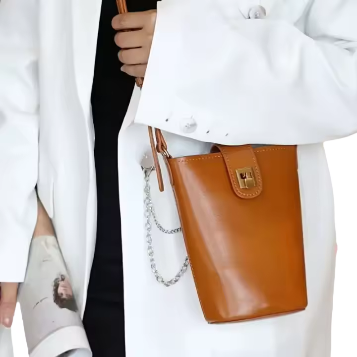 Bolso bandolera de piel auténtica para mujer con correa ajustable para el hombro y cierre giratorio - Diseño elegante minimalista, varios colores (marrón café/blanco leche/gris oscuro y más) - Bolso versátil para uso diario, informal y profesional, bolso - 1