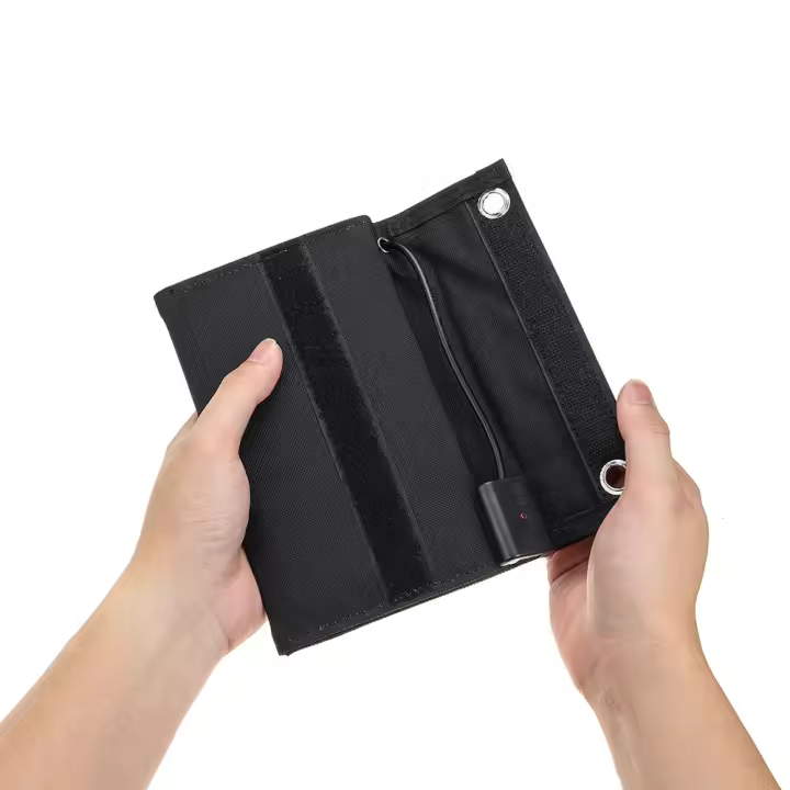 Cargador de Batería de Panela Solar Plegable y Portátil de 15W A Prueba de Agua y Polvo Salida USB - 1