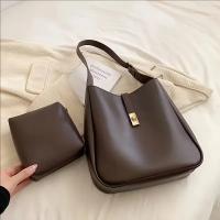 Elegante bolso de mano acolchado, bolso de hombro de gran capacidad para mujer con correa ajustable, cierre magnético, forro de poliéster, incluye bolsa práctica y correa para la muñeca - Negro/Rojo, bolso de hombro diario |   Bolso estilo vintage |   Her - details 0